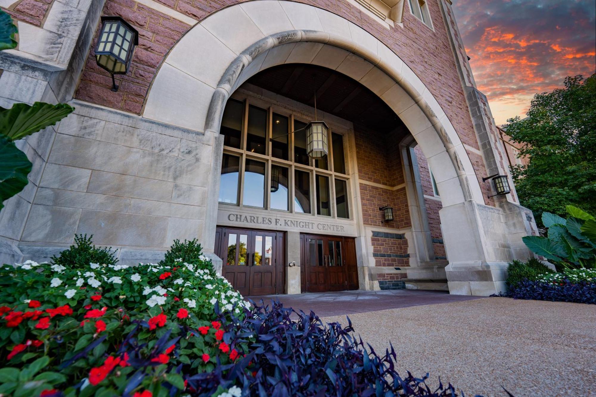 The Knight Center At Washington University University City Bagian luar foto
